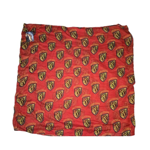 Gryffindor House Bio World lightwieght Harry Potter Gryffindor scarf - Picture 1 of 4